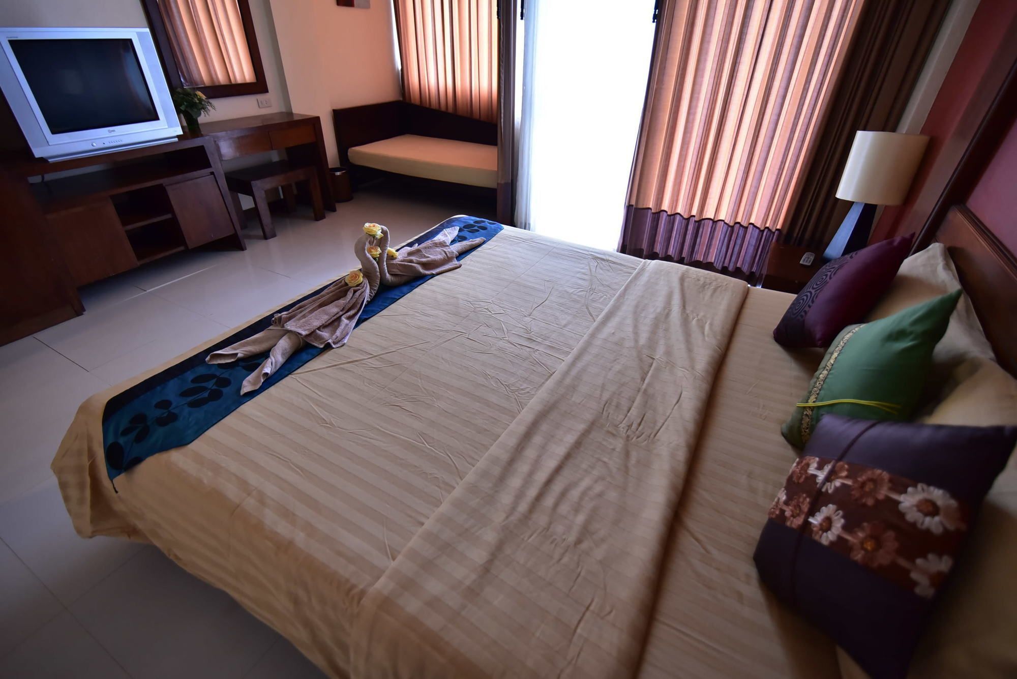 Lanta Garden Hill Resort & Apartments Ko Lanta Екстериор снимка